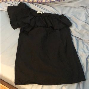 Black vineyard vines one shoulder ruffle dress